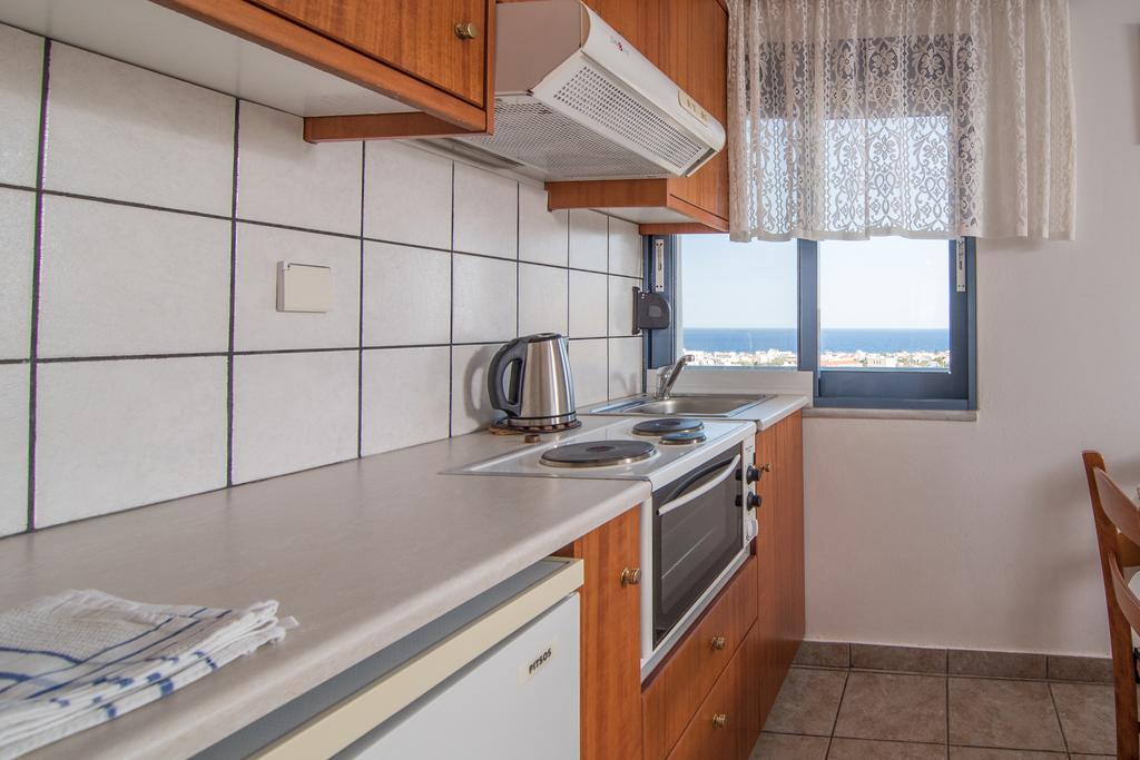 Roula Apartments Palaiochora Exterior photo